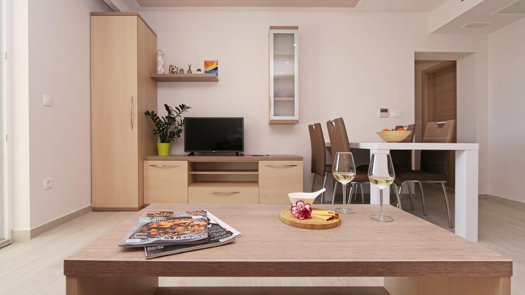 Apartments Hermes Tučepi Zewnętrze zdjęcie
