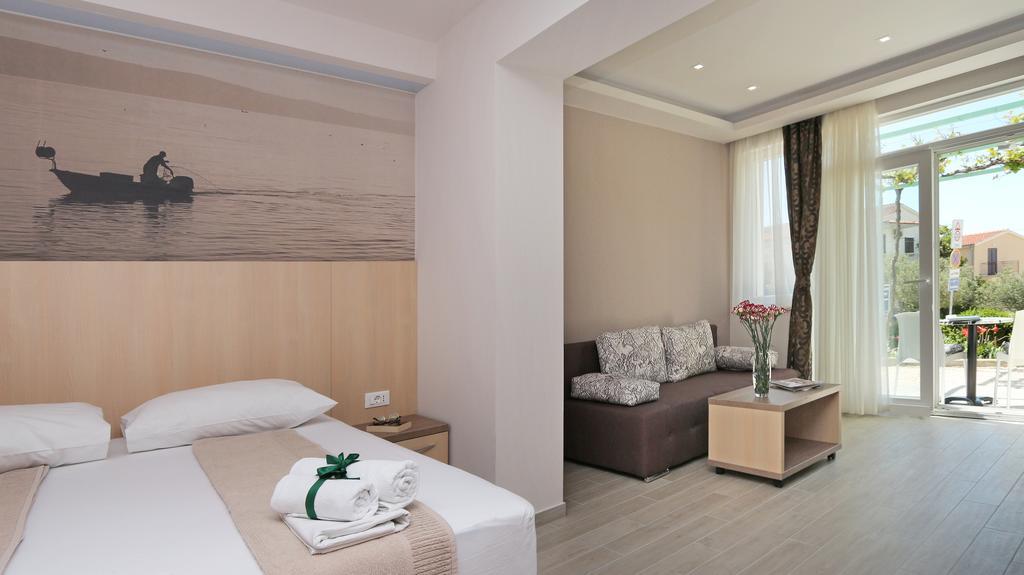 Apartments Hermes Tučepi Zewnętrze zdjęcie