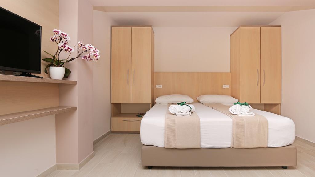 Apartments Hermes Tučepi Zewnętrze zdjęcie